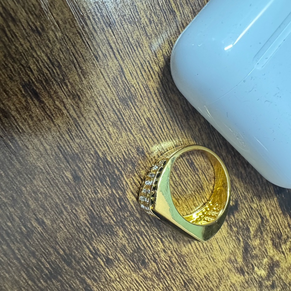 Gold Ring with Diamond Accents